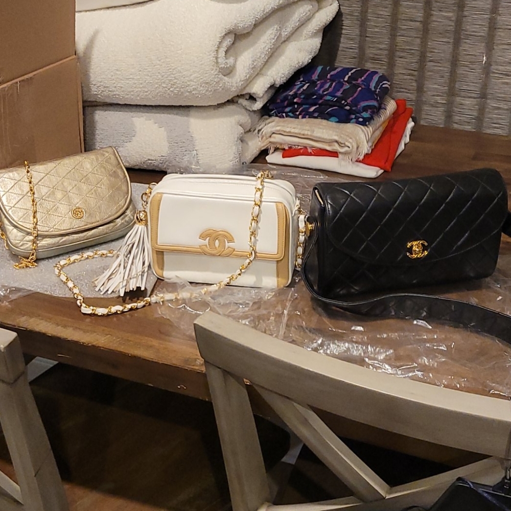 Vintage CHANEL Preview